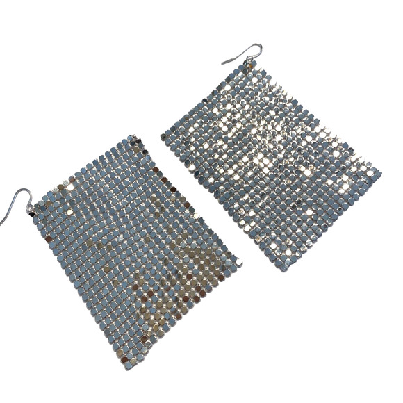 Vintage Liquid Silver Tone Metal Mesh Pierced Earrings Drop & Dangle Disco Style - Picture 2 of 9